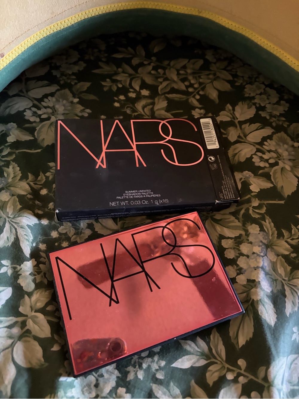 NARS Summer eyeshadow, palette lightly used in box. Great quality